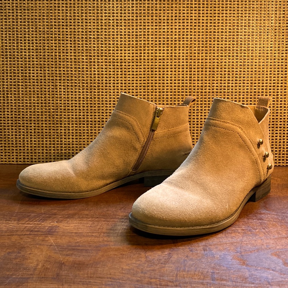 Franco Sarto Beige Tan Suede Bootie, 8M
